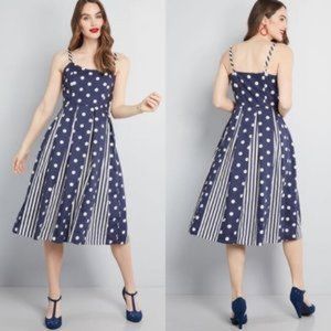 ModCloth Midi Pleated Pockets Tank Dress Navy Blue Polka Dot Stripes Size 8